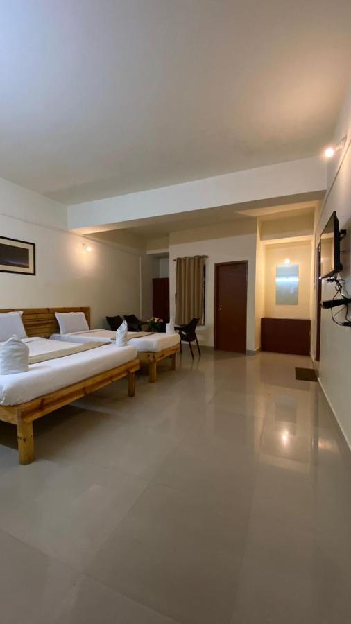 Hotel Travellers Inn Shillong Esterno foto
