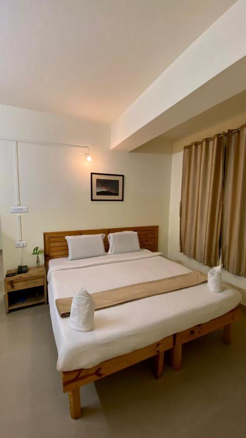 Hotel Travellers Inn Shillong Esterno foto
