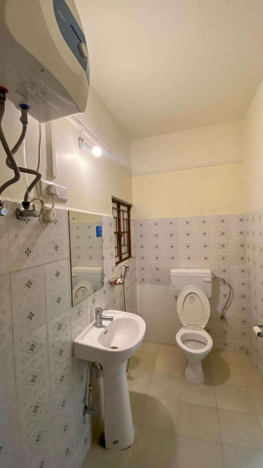 Hotel Travellers Inn Shillong Esterno foto