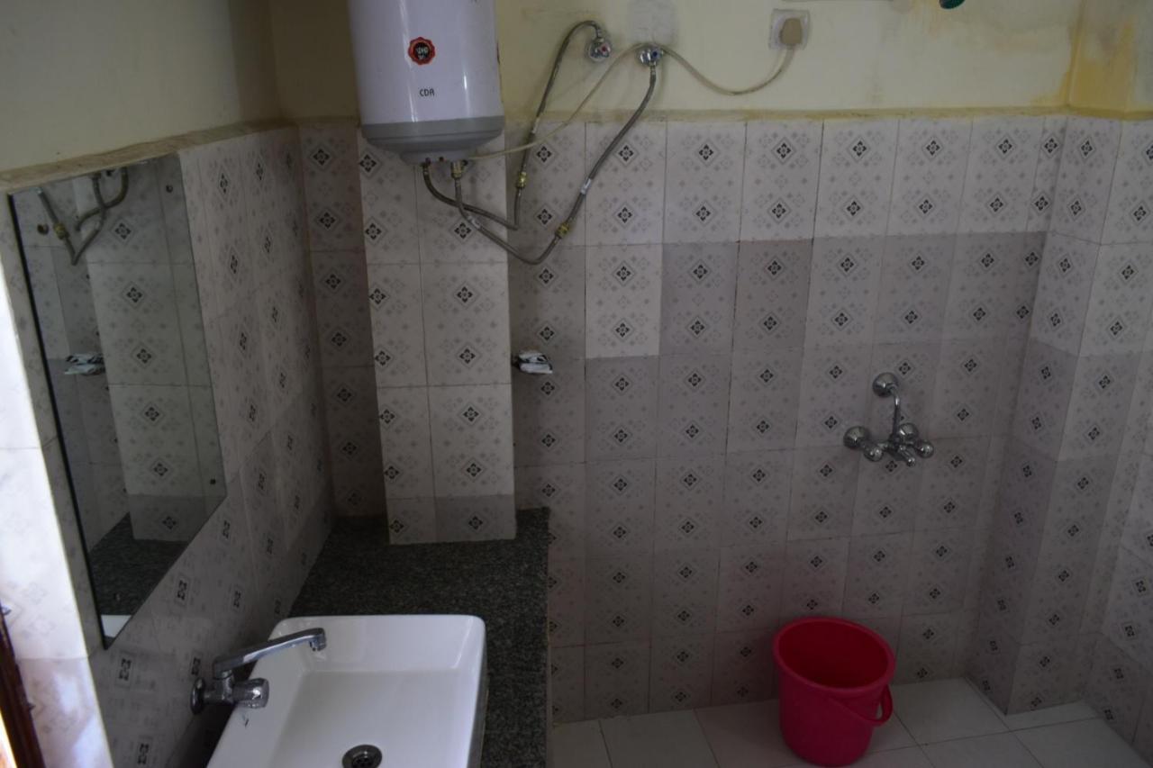 Hotel Travellers Inn Shillong Esterno foto